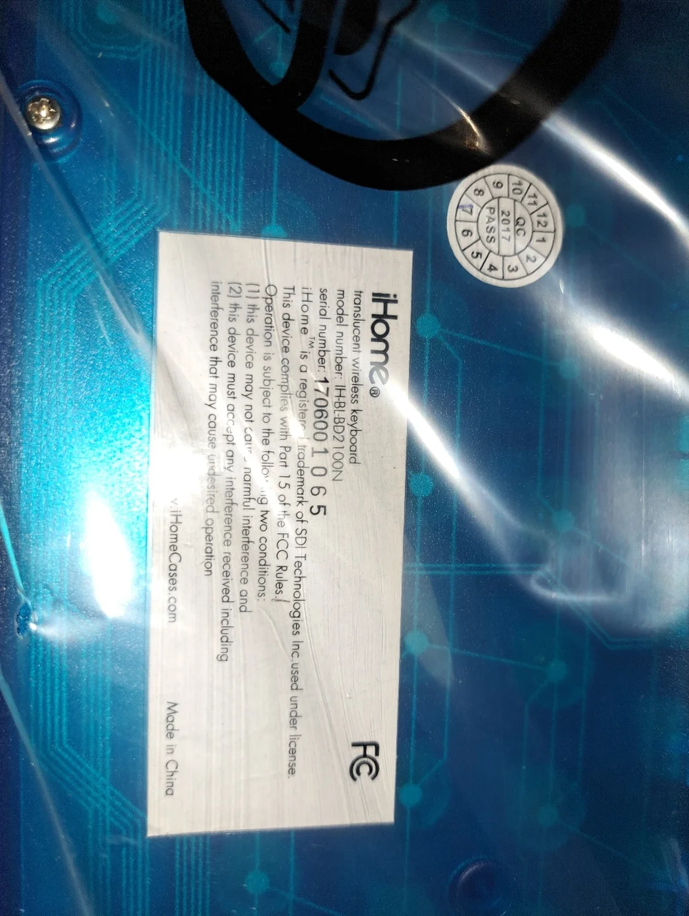 iHome Blue and White Wireless Keyboard